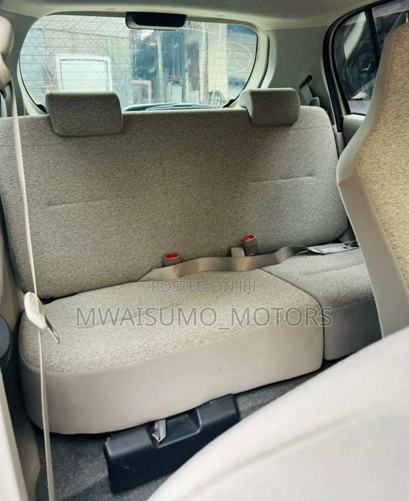 Toyota Passo 2011 Gold
