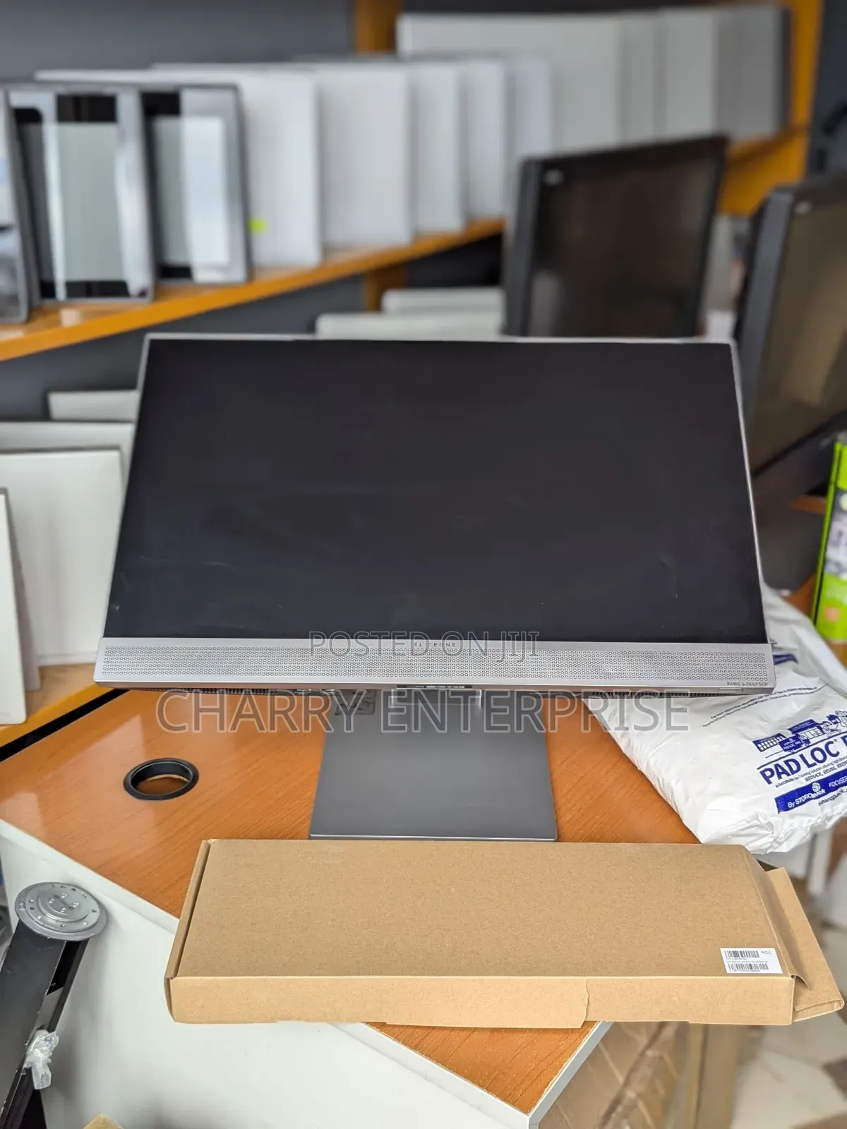Hp Eliteone 800 G5
Core I5 9th Gen
16gb Ram 512gb SSD Full Box