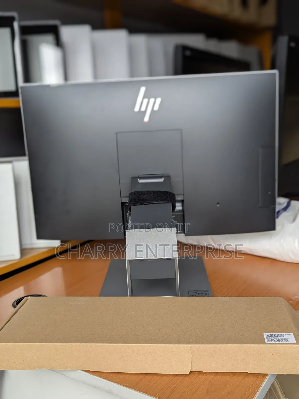 Hp Eliteone 800 G5
Core I5 9th Gen
16gb Ram 512gb SSD Full Box