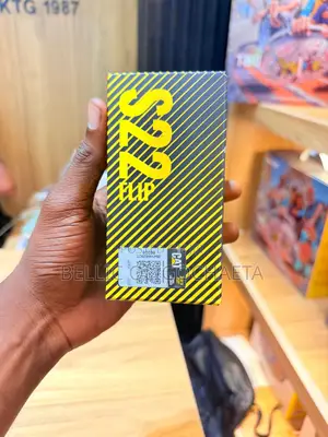 New Cat S22 Flip 16 GB Black