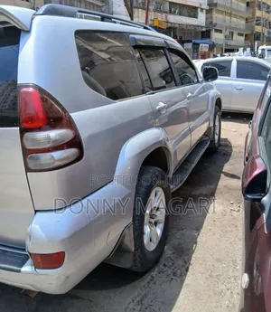 Toyota Land Cruiser Prado 2006 Silver