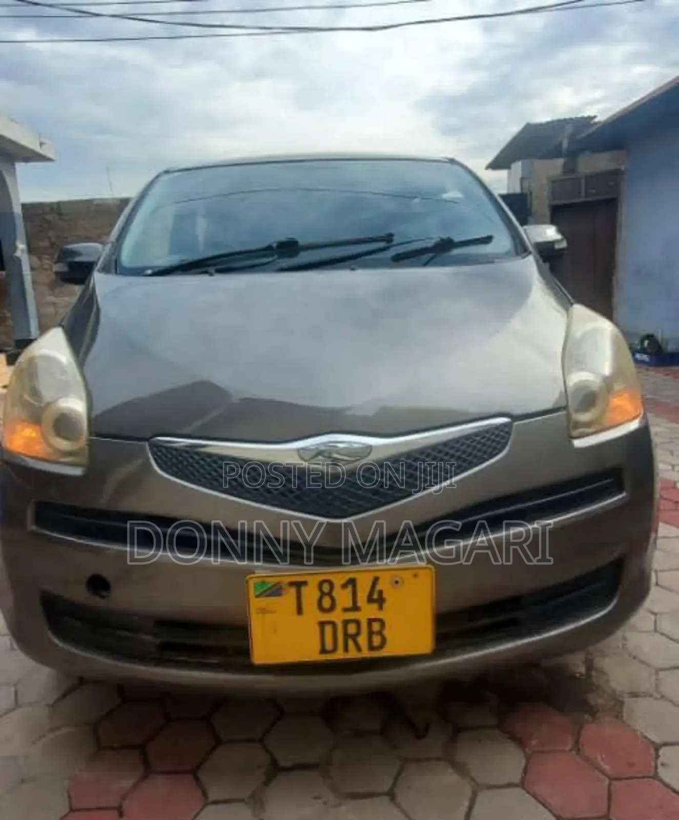 Toyota Ractis 1.5 AWD 2008 Gray