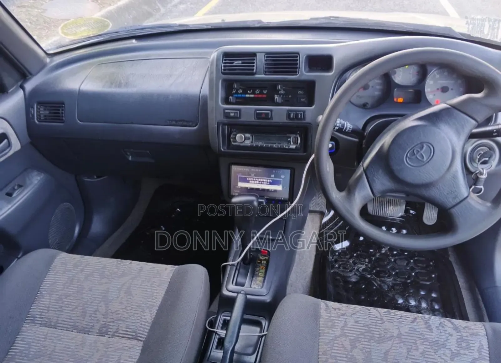 Toyota RAV4 Automatic 2000 Silver