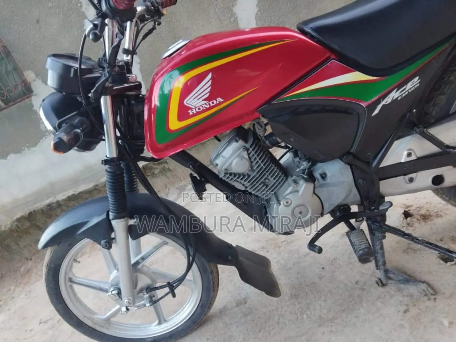 Honda CB 2025 Red