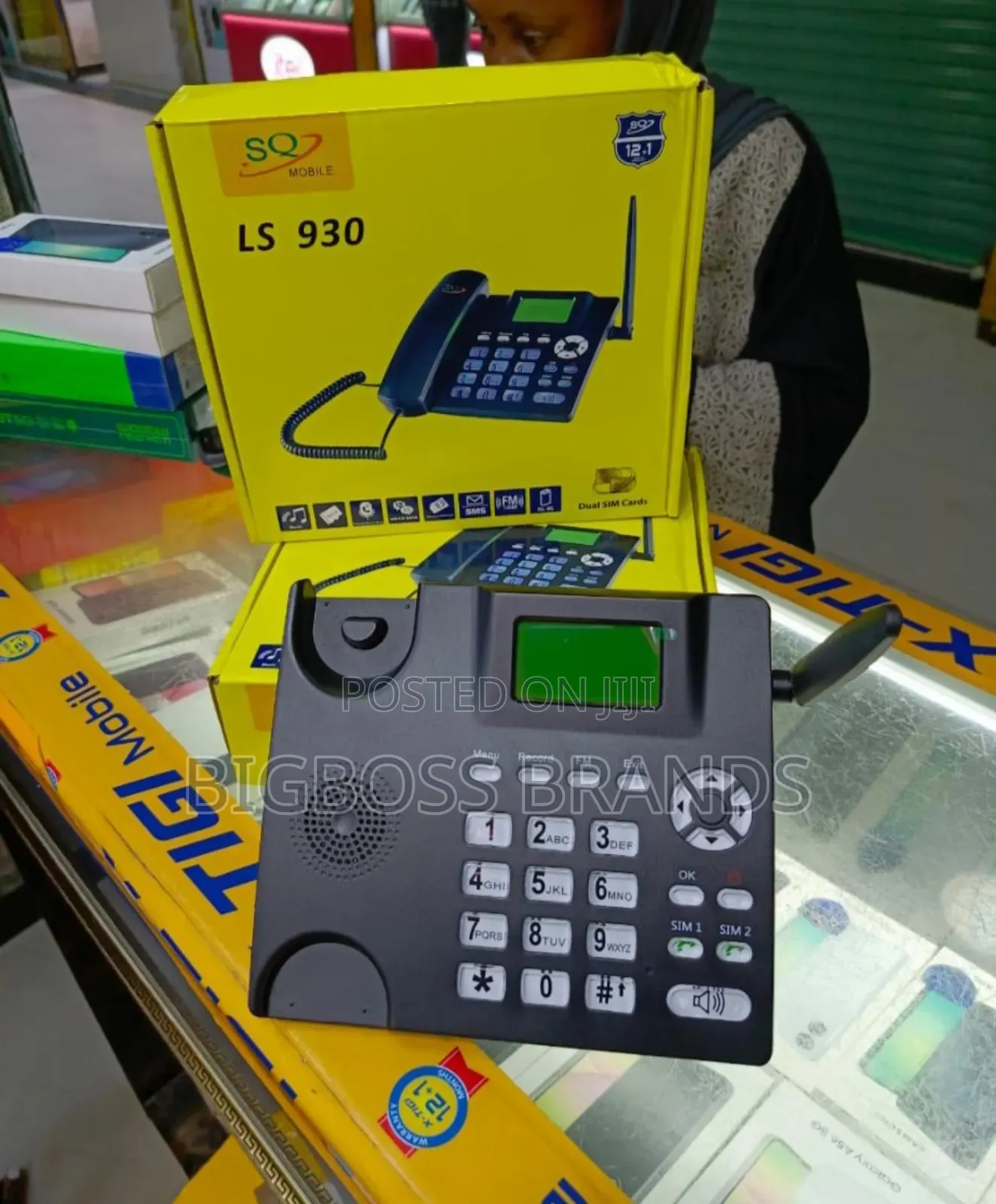 Sq Desk Phone (Sim Ya Mezani)