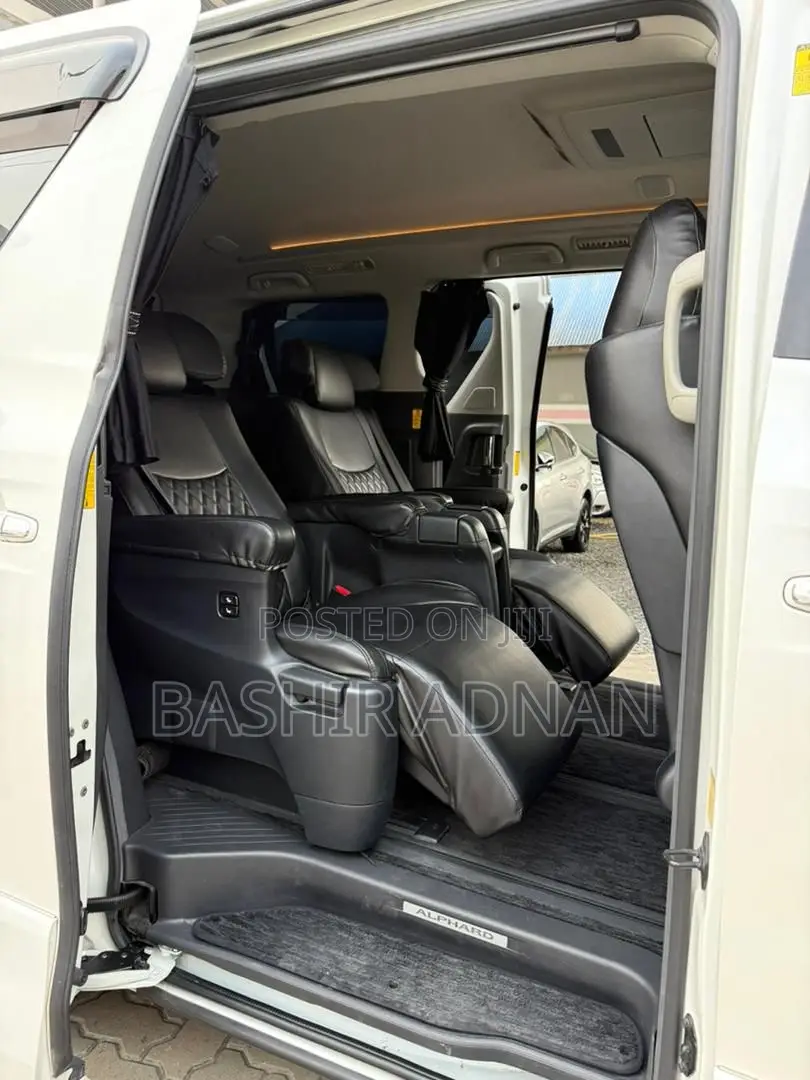 Toyota Alphard 2013 White