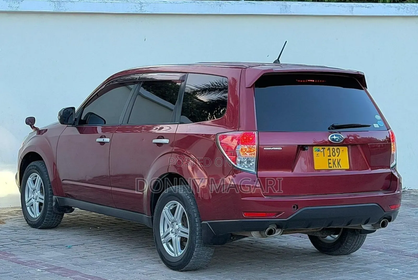 Subaru Forester 2.0D X 2011 Maroon