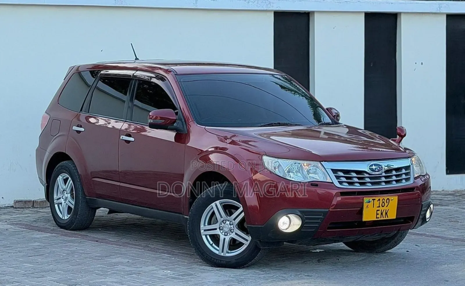 Subaru Forester 2.0D X 2011 Maroon