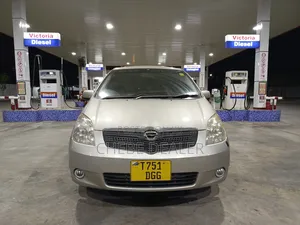 Toyota Corolla Spacio 2003 Gold