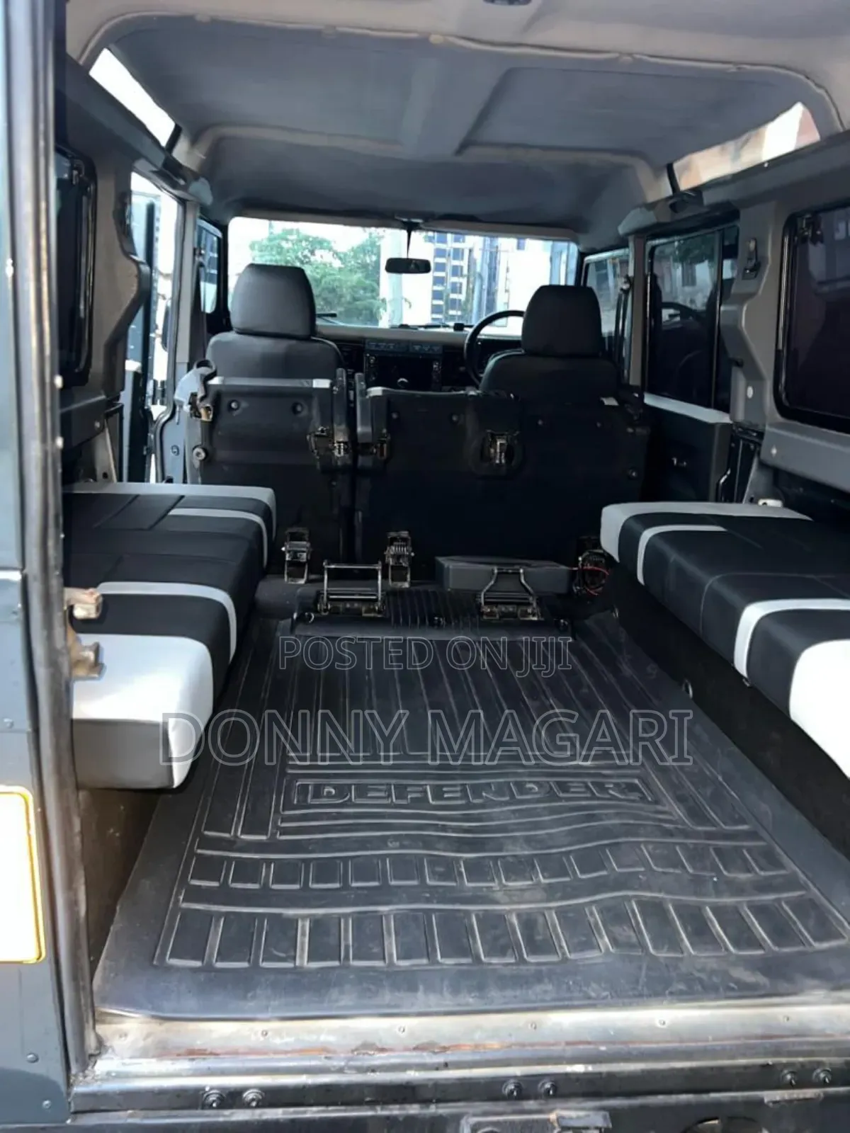 Land Rover Defender 2006 Black