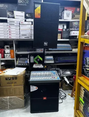 Set of Professional Quality Audio Speaker Music System Base and Mid