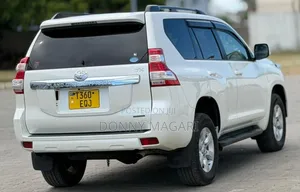 Toyota Land Cruiser Prado 2016 White