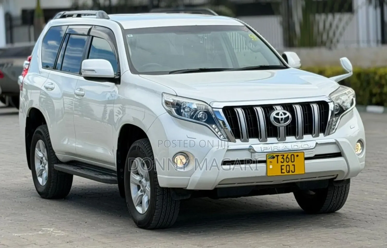 Toyota Land Cruiser Prado 2016 White