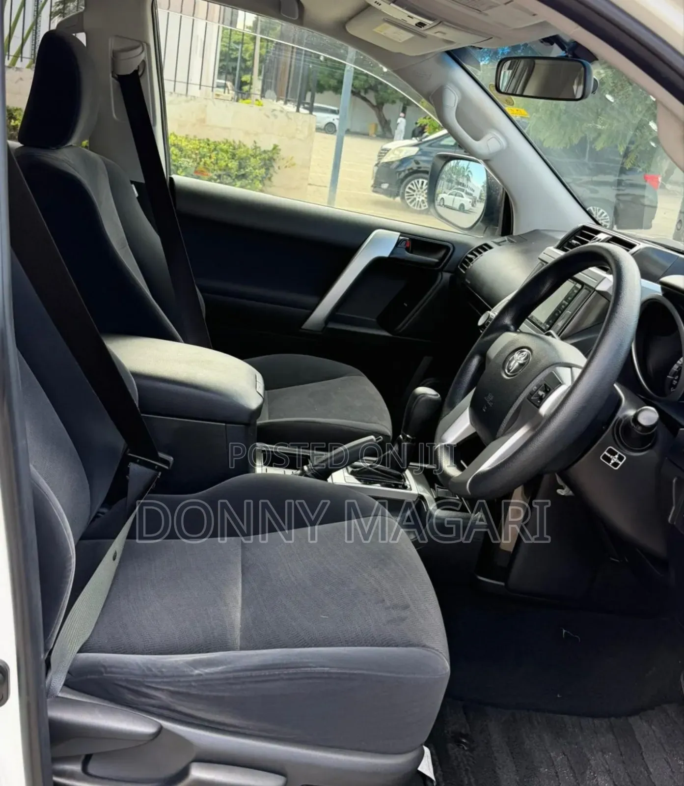 Toyota Land Cruiser Prado 2016 White