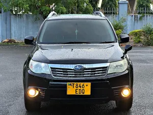 Subaru Forester 2.0D X 2010 Black