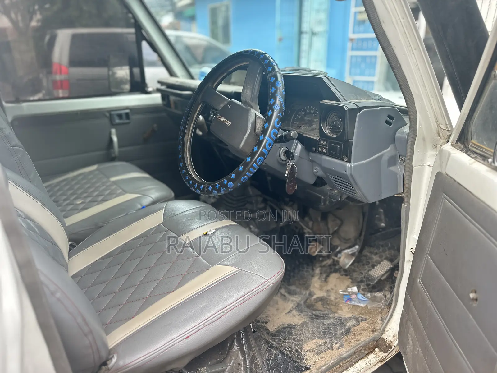 Toyota Land Cruiser 90 1997 White
