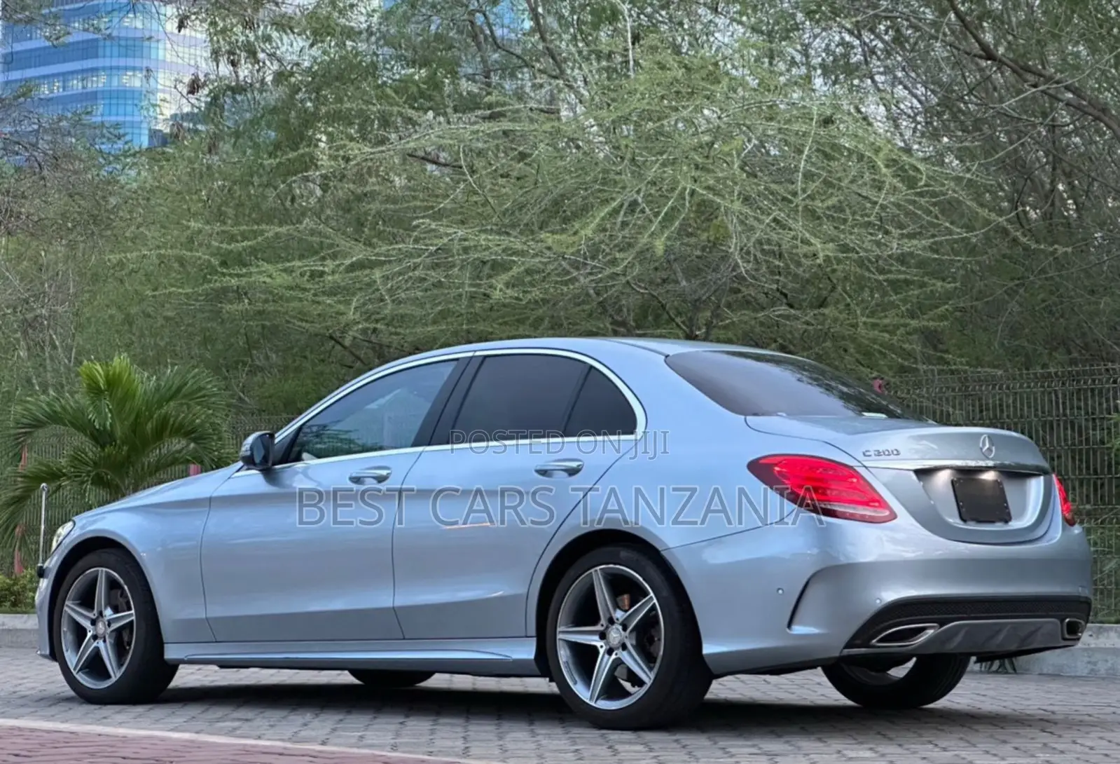 Mercedes-Benz C-Class 2016 Silver