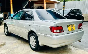Toyota Carina 1.5 FWD Sedan 2000 Silver