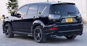 Mitsubishi Outlander 2010 Black