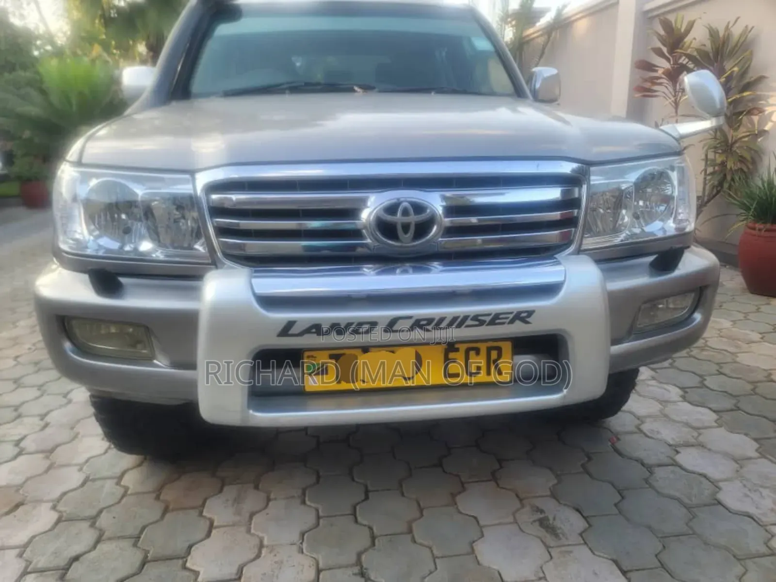 Toyota Land Cruiser 2006 Silver