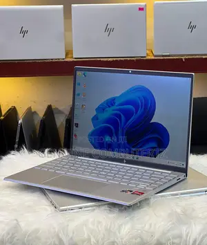 Laptop HP Pavilion 13 16GB AMD Ryzen 5 SSD 512GB