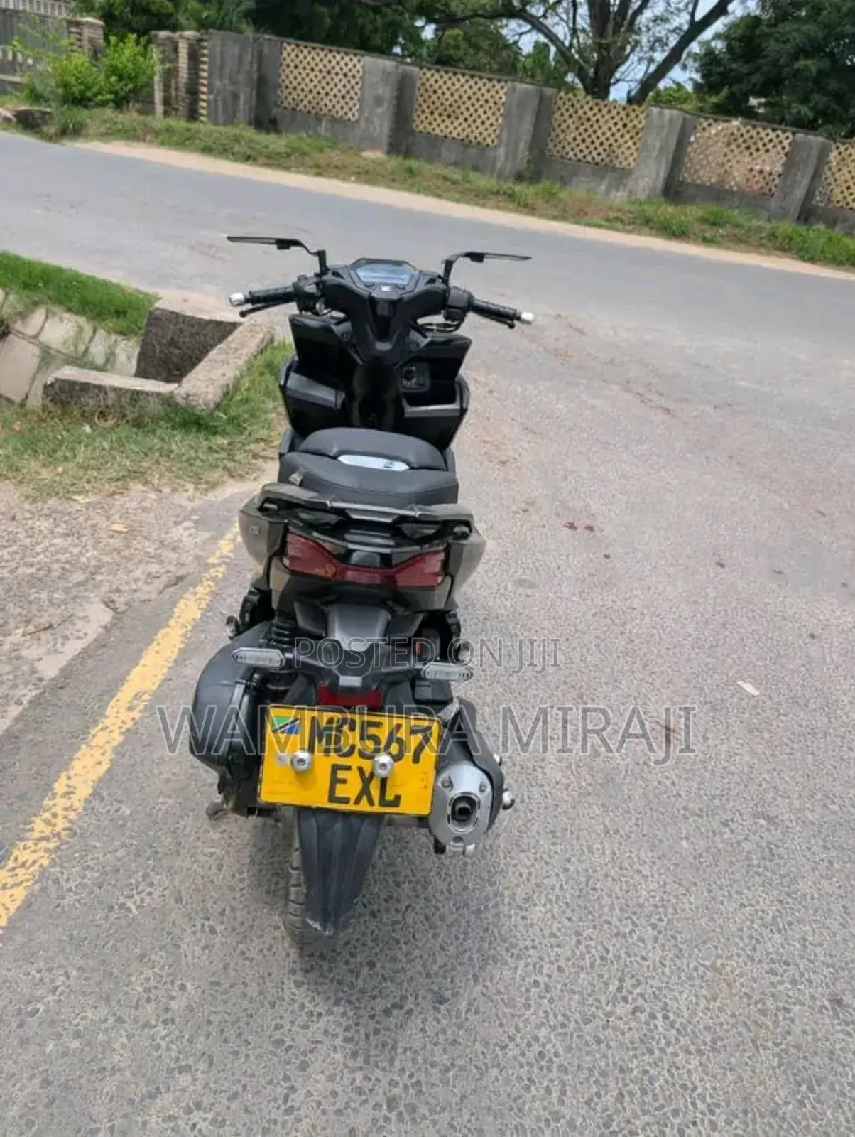 New Honda CB 2025 Black