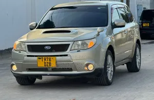 Subaru Forester 2.0D X 2009 Gold