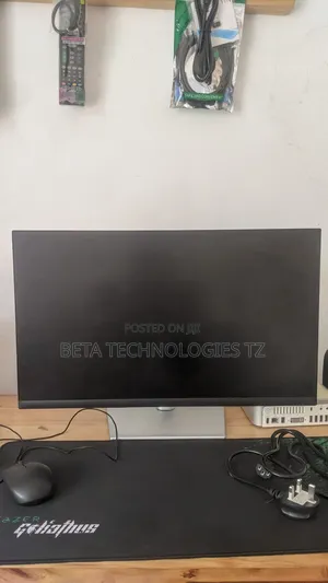 Dell P2422h Frameless Monitor Free Speaker And Large Mousepad