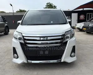 Toyota Noah 2014 White