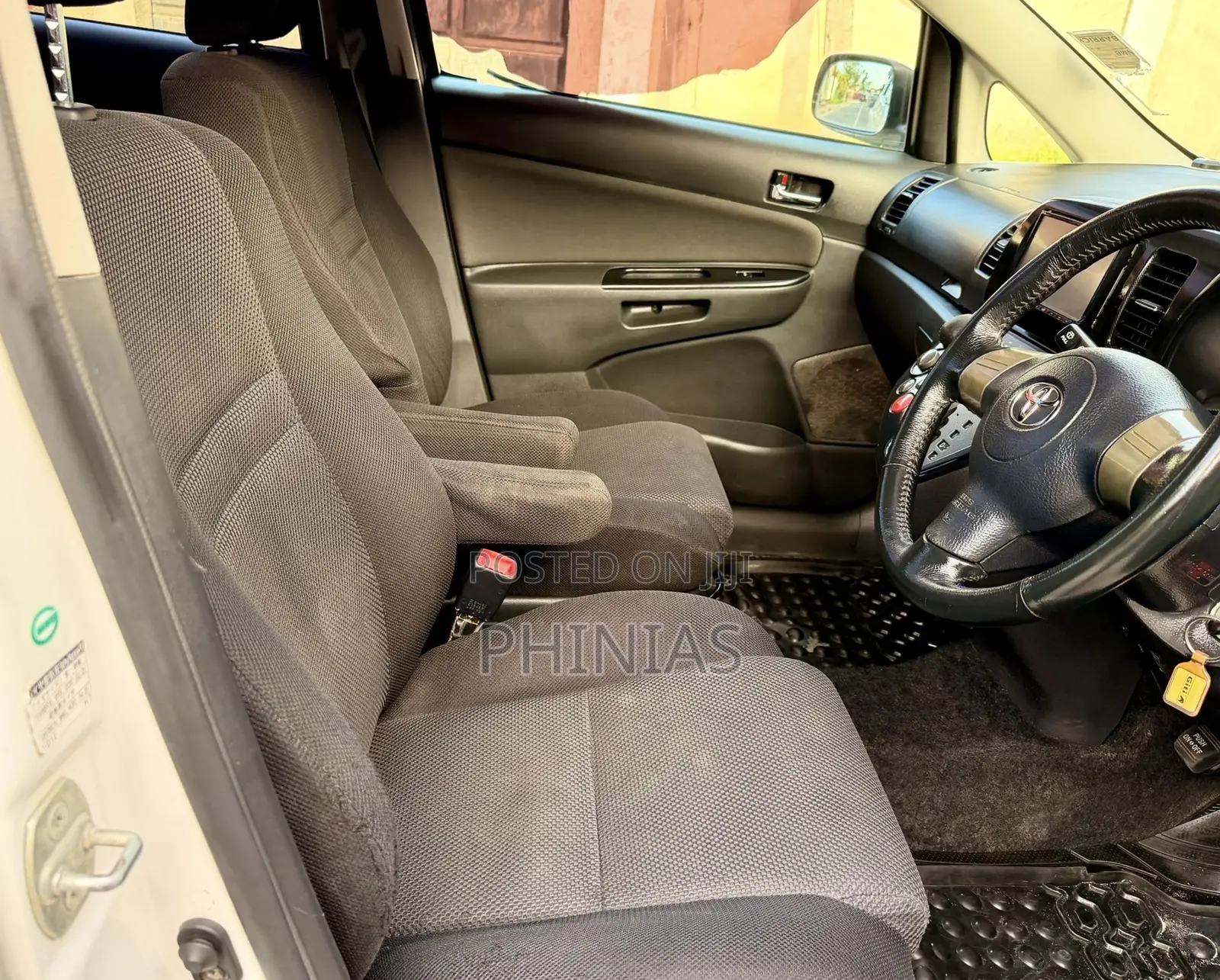 Toyota Wish 2006 White