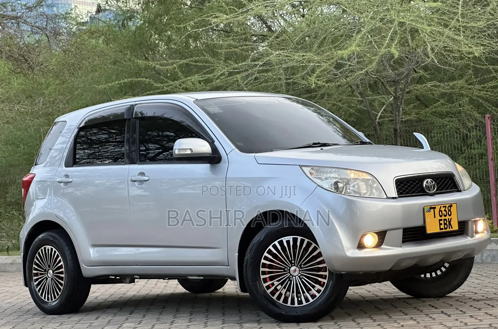 Toyota Rush 1.5 RWD 2006 Silver