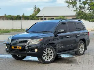 Lexus LX 570 AWD 2013 Black