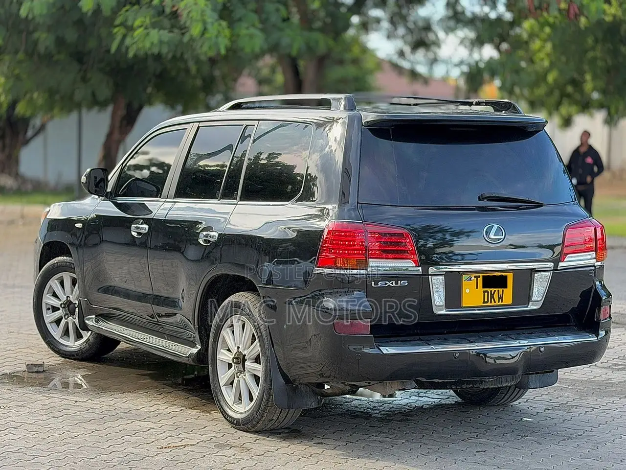 Lexus LX 570 AWD 2013 Black