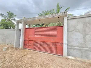 3bdrm House in Goba for sale