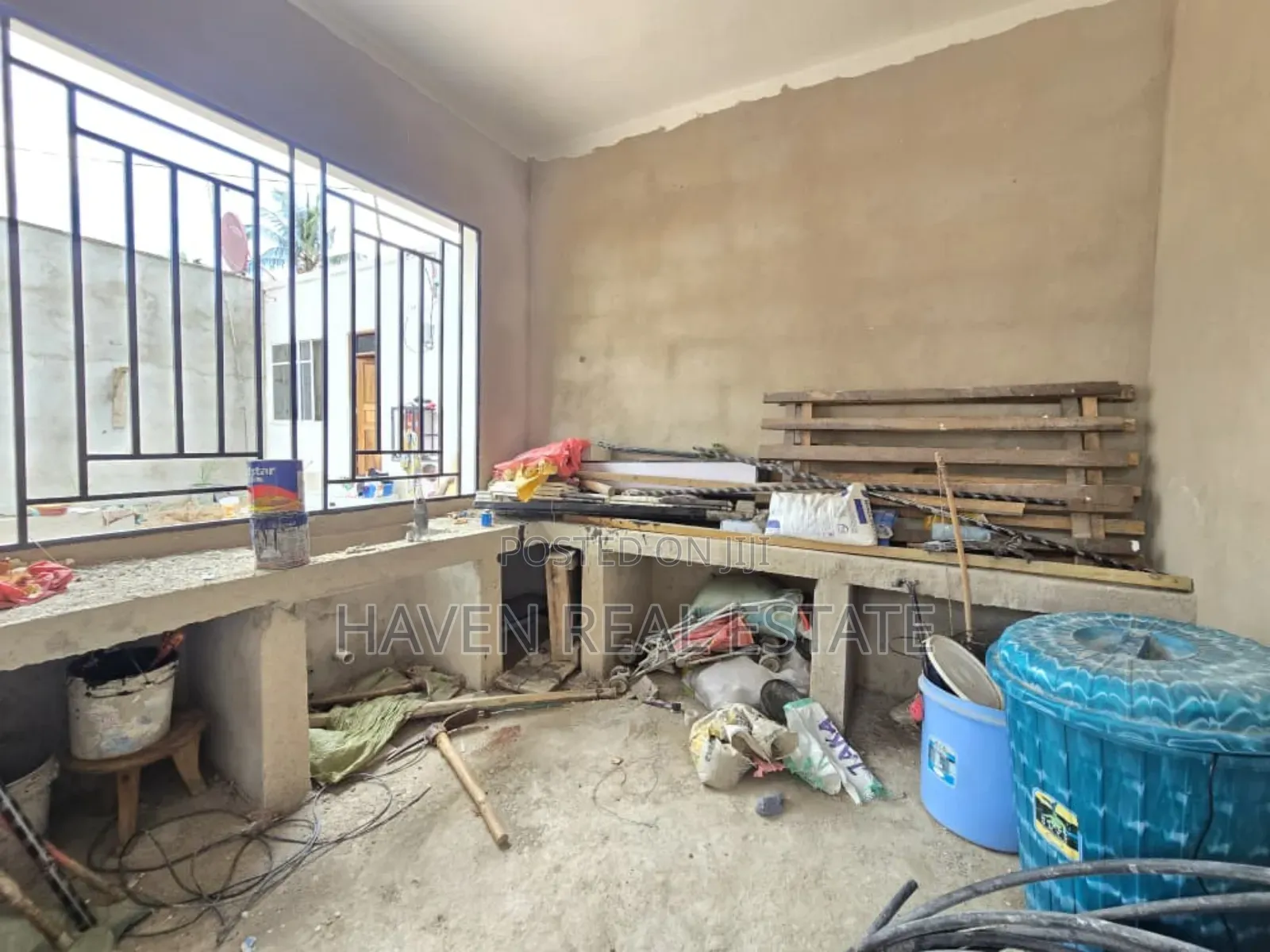 3bdrm House in Goba for sale