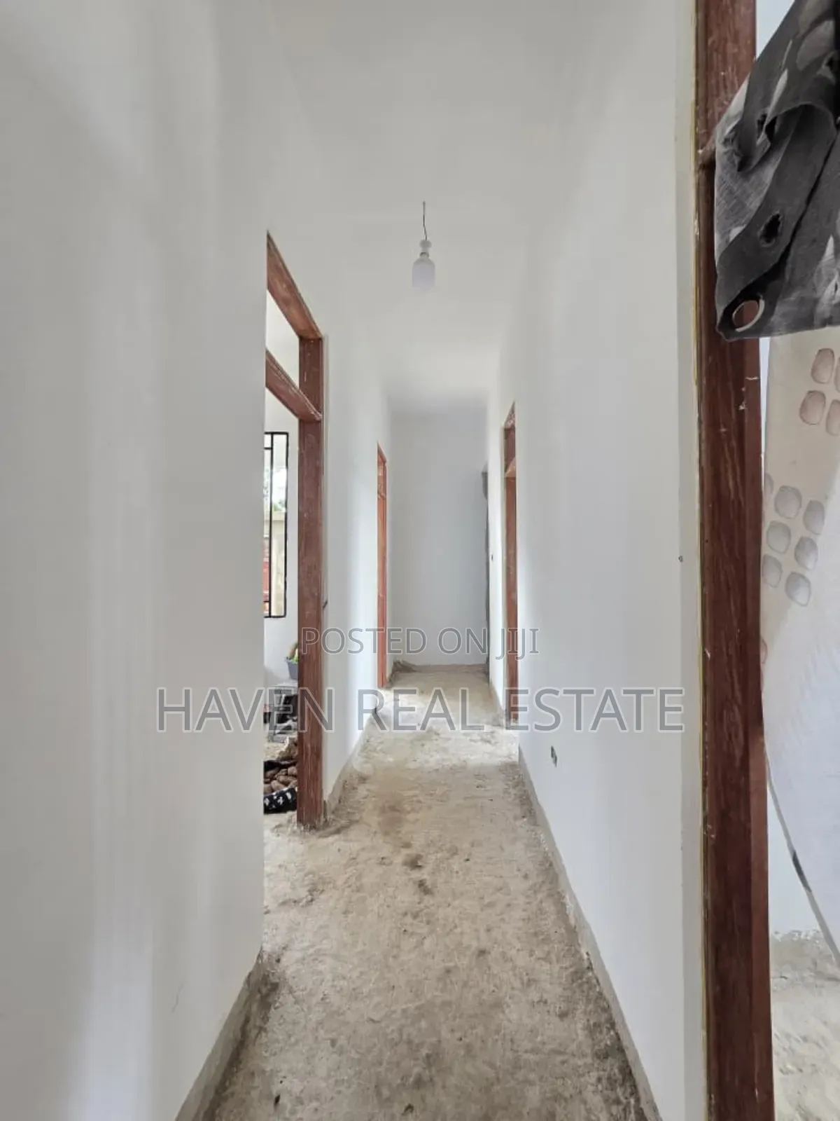 3bdrm House in Goba for sale