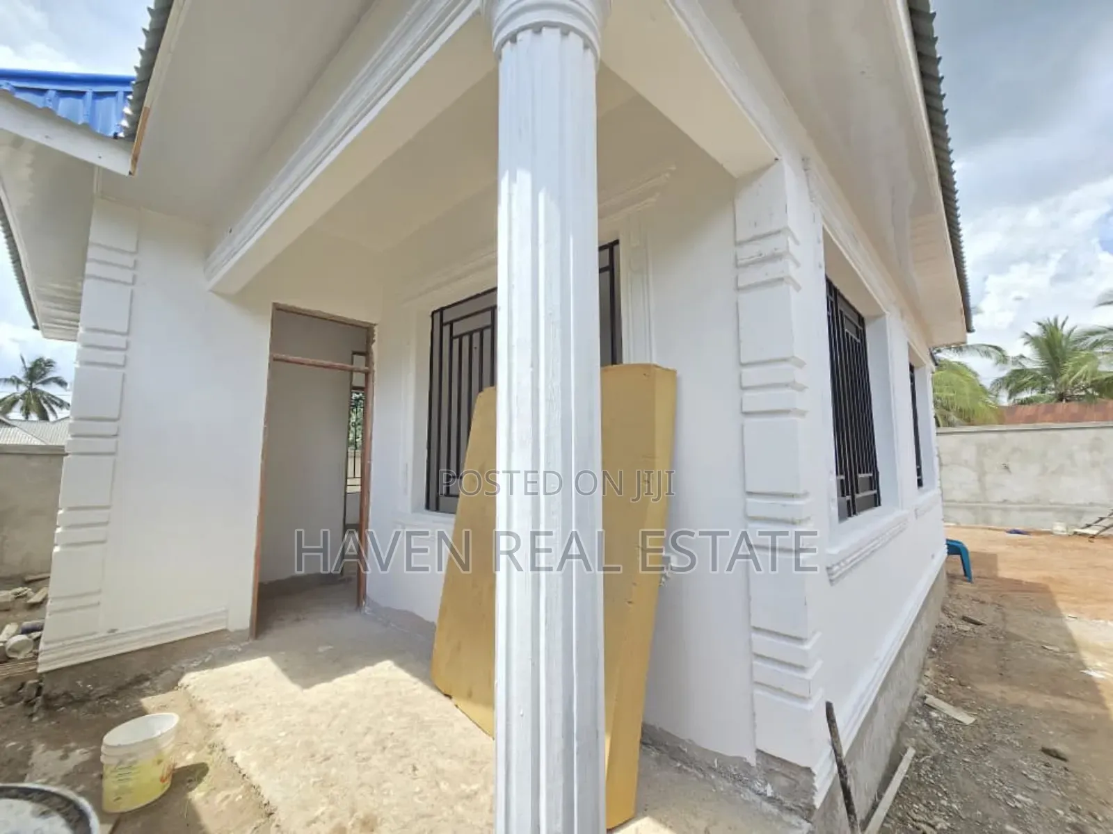 3bdrm House in Goba for sale