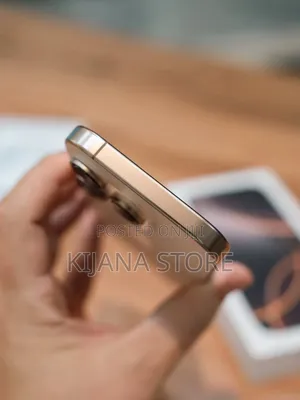 New Apple iPhone 16 Pro Max 256 GB Gold