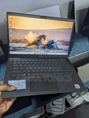 New Laptop Dell 16GB Intel Core i7 SSD 512GB