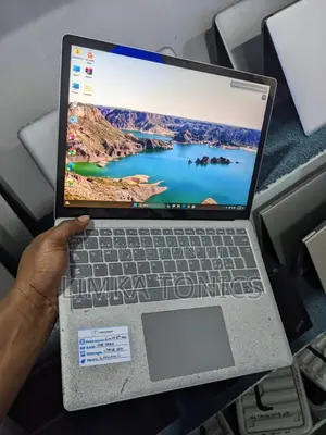 New Laptop Microsoft Surface Laptop 3 8GB Intel Core i5 SSD 256GB