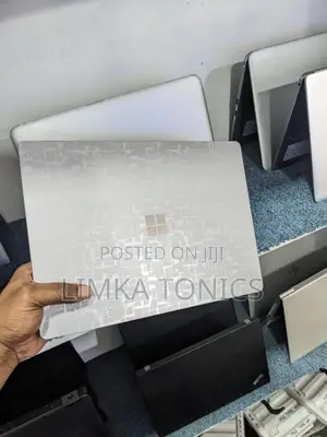 New Laptop Microsoft Surface Laptop 3 8GB Intel Core i5 SSD 256GB