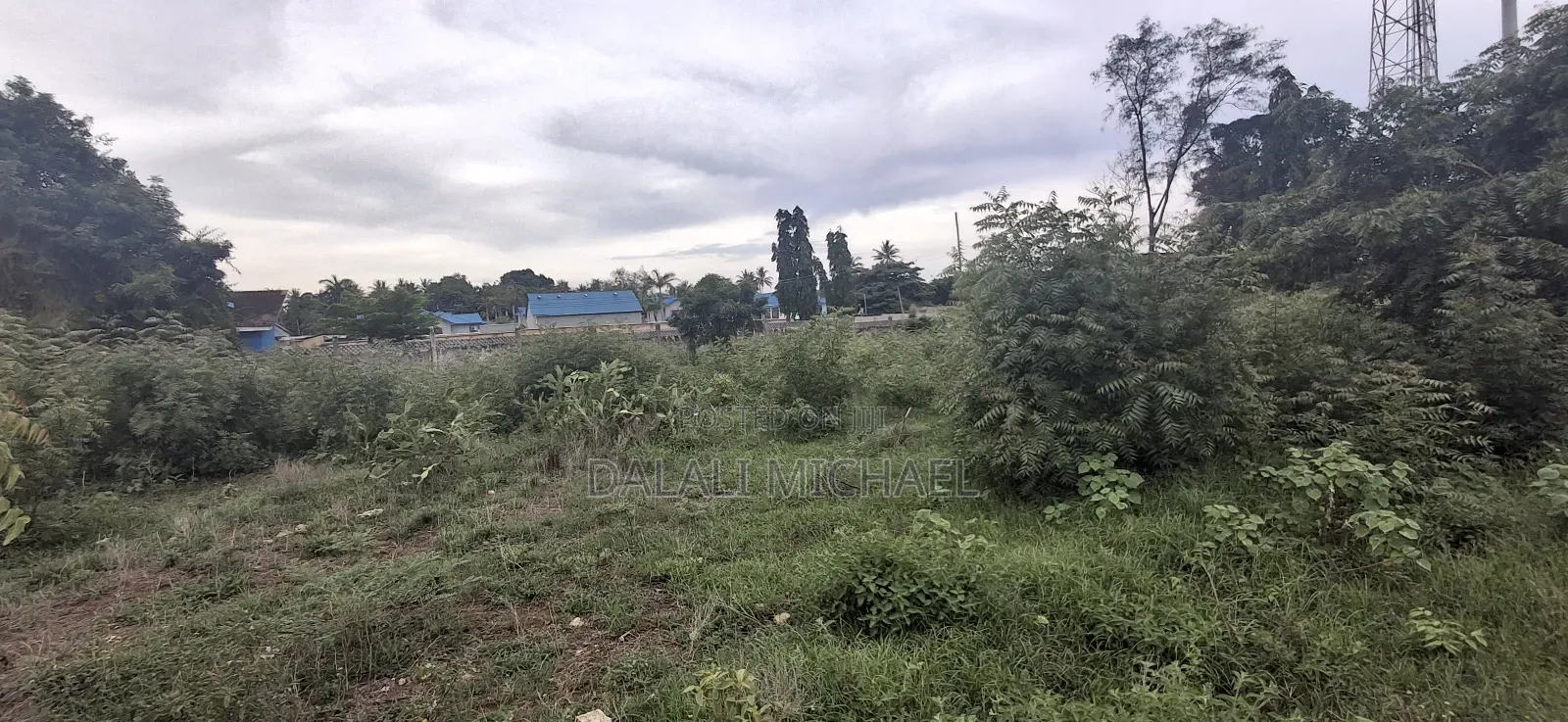 Plot for Sale Bahari Beach.!!