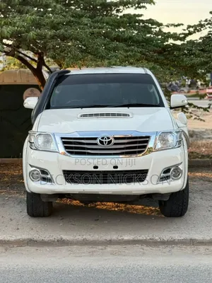 Toyota Hilux 2.5 D-4D Double Cab 2008 White
