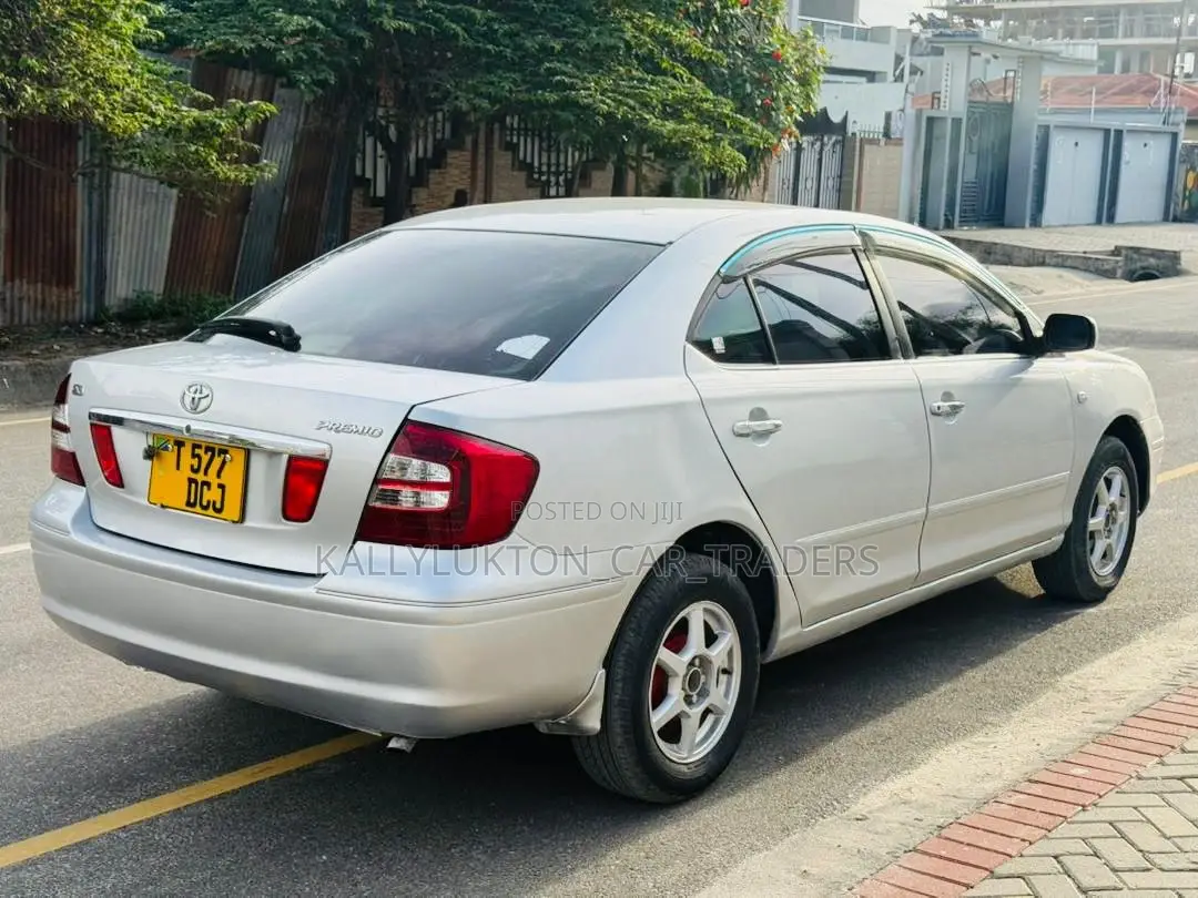 Toyota Premio 2005 Silver