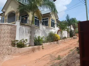 5bdrm Bungalow in Tanzania Daresalaam, Ilala for sale
