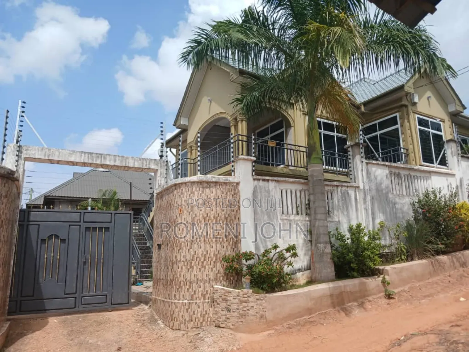 5bdrm Bungalow in Tanzania Daresalaam, Ilala for sale