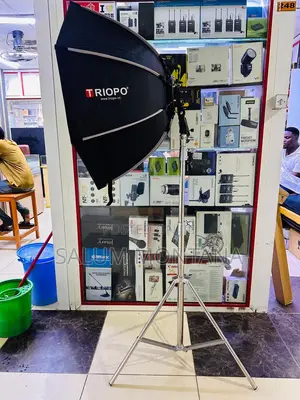 Triopo Soft Box With Stand
