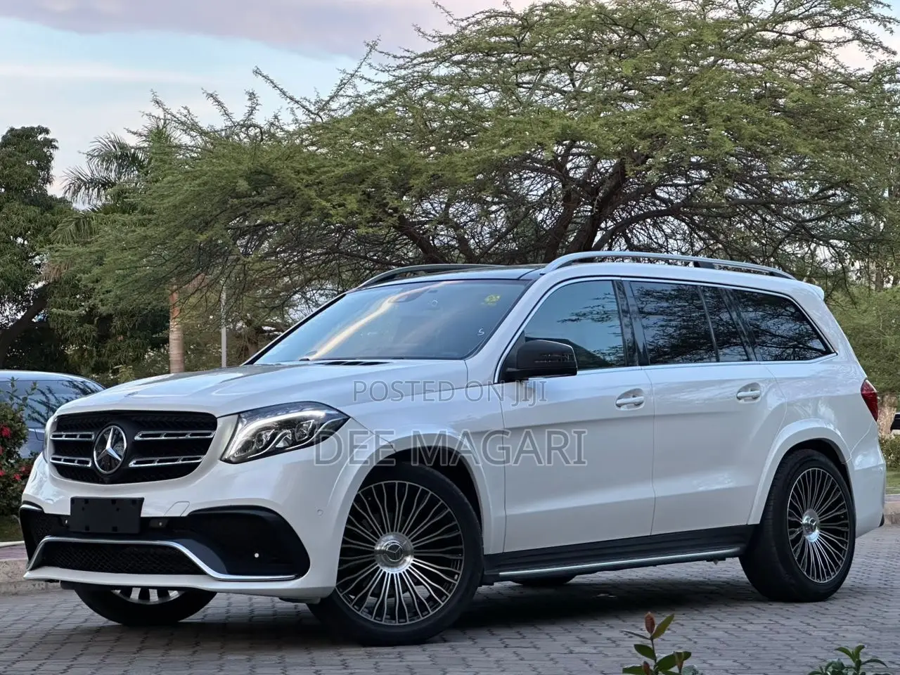 Mercedes-Benz GLS-Class 2017 White