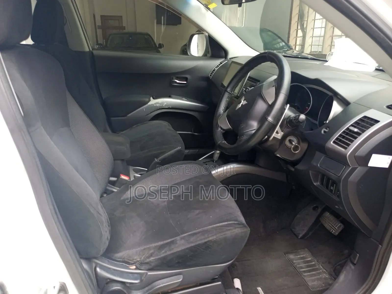 Mitsubishi Outlander 2.4 Automatic 2008 White