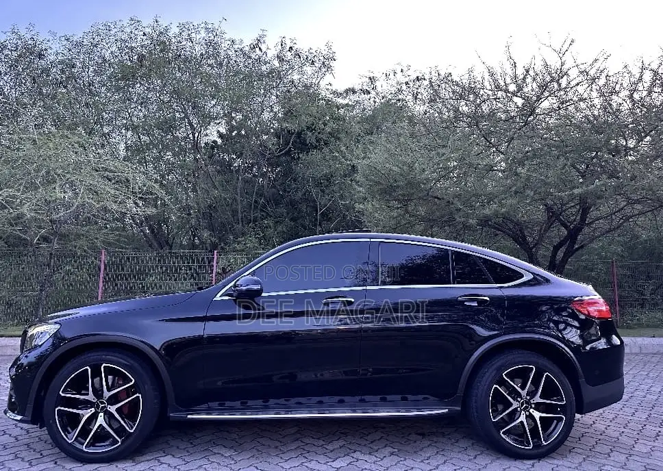 Mercedes-Benz GLC-Class 2017 Black